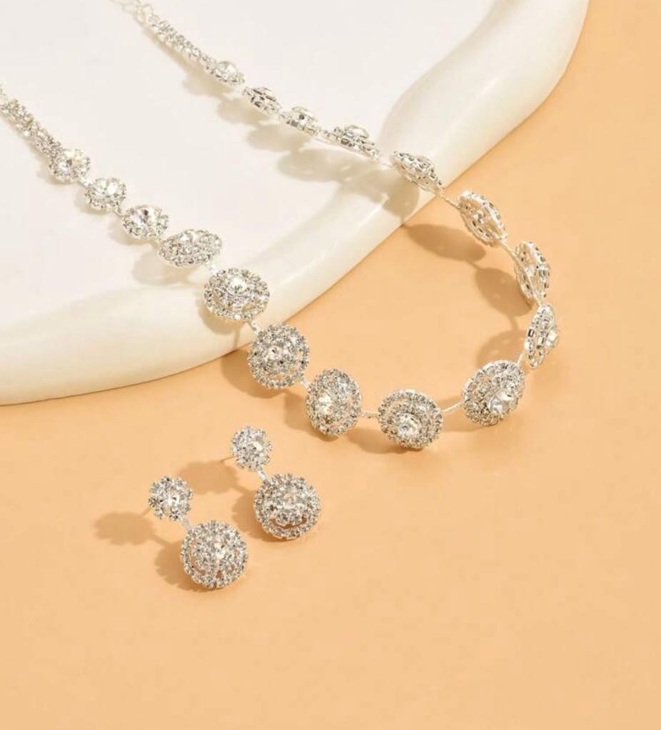 Timeless Sparkle Jewelry Set